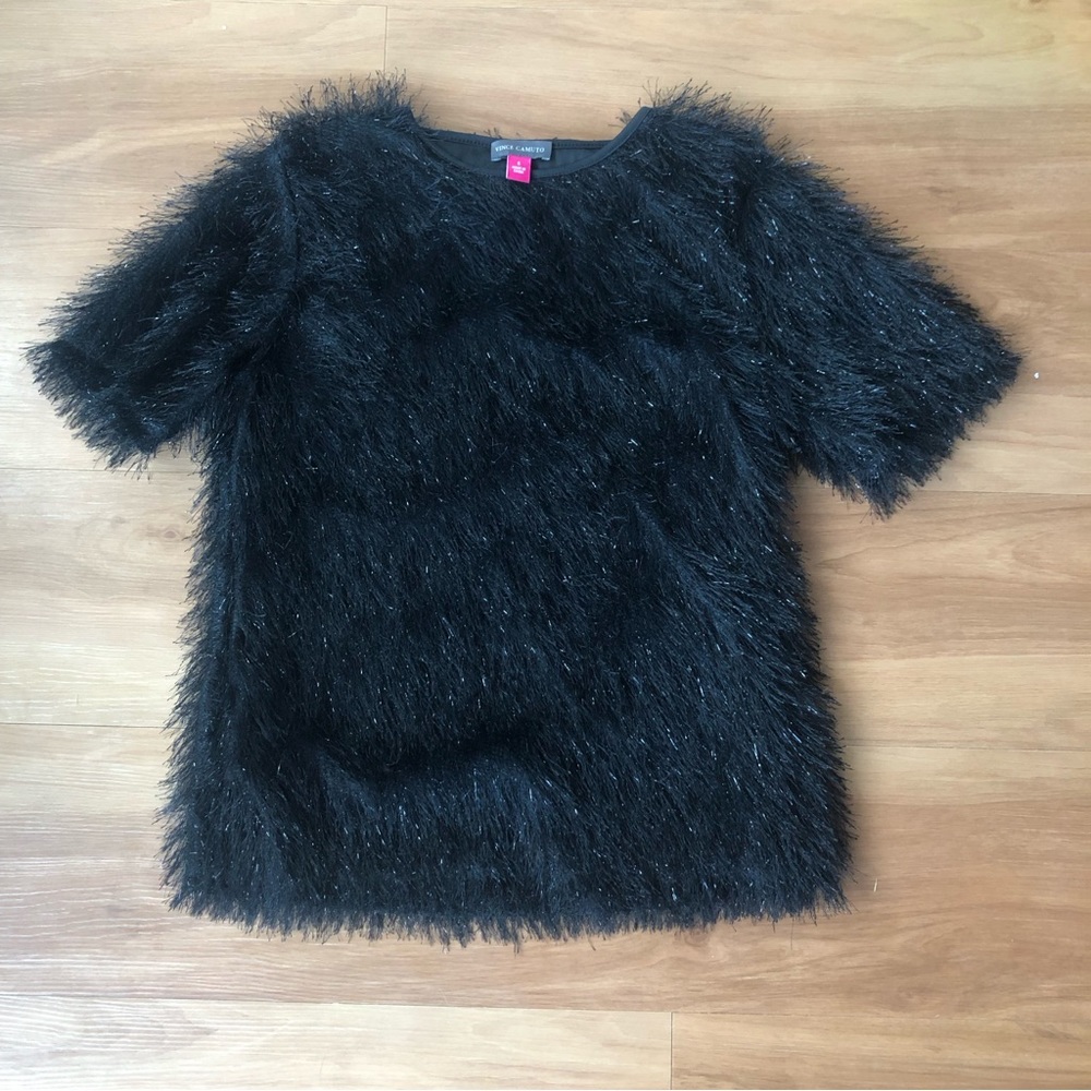 Vince Camuto eyelash tee.